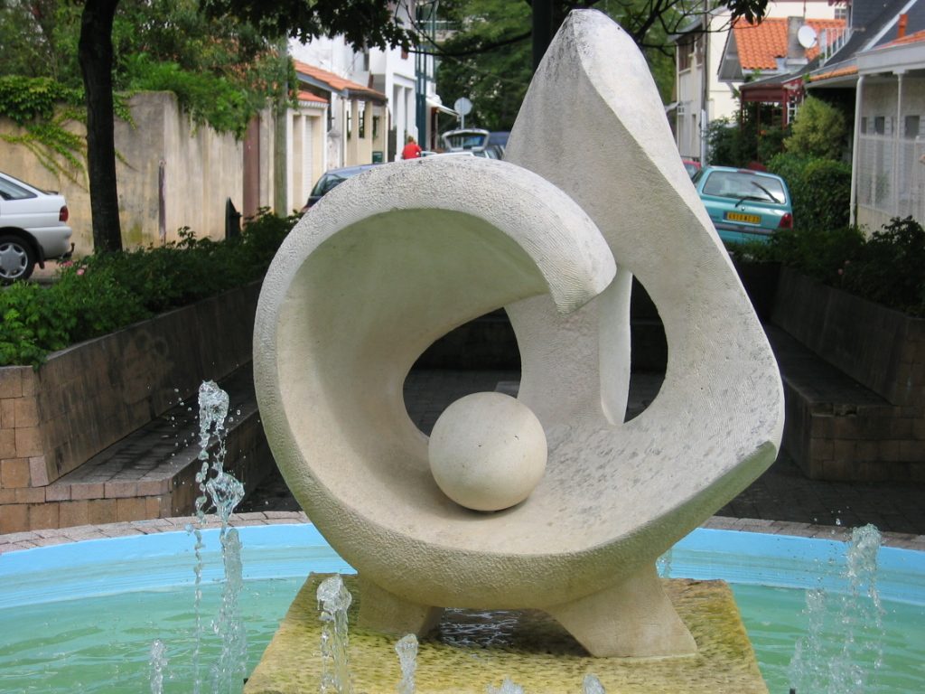 Perle de la Côte d'Argent, Place Claude Bouscau à Arcachon